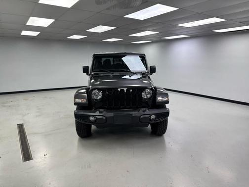 2021 Jeep Gladiator Willys 4x4