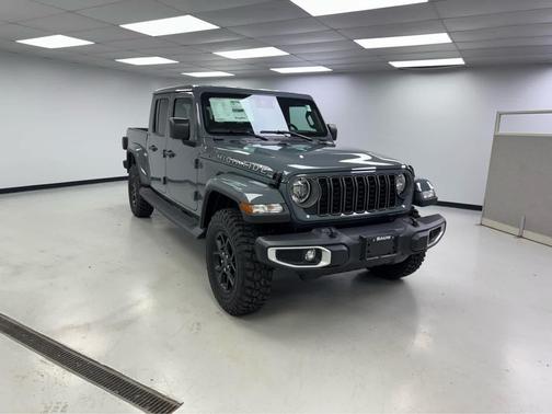 2025 Jeep Gladiator High Tide
