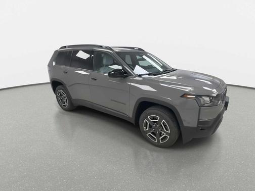 Sting-Gray Clearcoat 2026 Jeep Cherokee Laredo 4x4