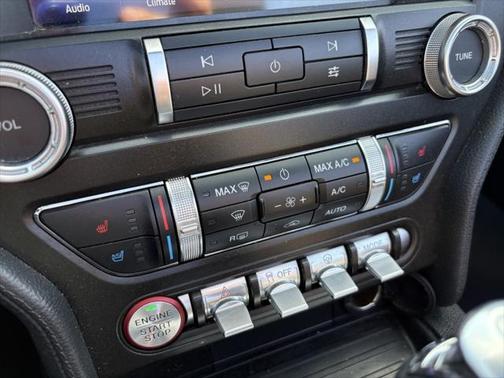 2022 Ford Mustang EcoBoost Premium