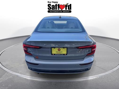 2024 Volvo S60 B5 Core Dark Theme