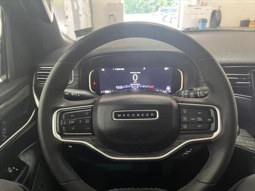 2022 Jeep Wagoneer Series II 4x4