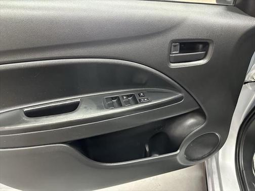 2021 Mitsubishi Mirage ES