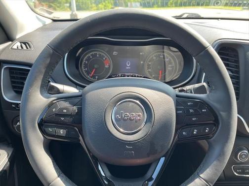 2023 Jeep Cherokee Altitude