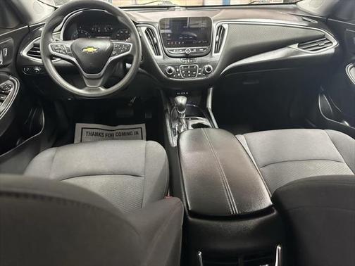 2022 Chevrolet Malibu FWD LT