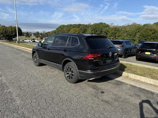2021 Volkswagen Tiguan 2.0T SE 4MOTION