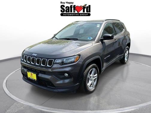 Sting-Gray Clearcoat 2024 Jeep Compass Latitude