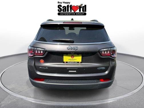 Sting-Gray Clearcoat 2024 Jeep Compass Latitude