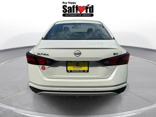 Pearl White Tricoat 2024 Nissan Altima 2.5 SV