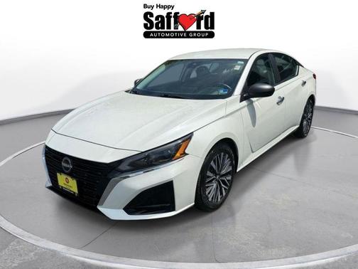 Pearl White Tricoat 2024 Nissan Altima 2.5 SV