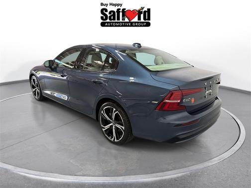 2024 Volvo S60 B5 Core Dark Theme