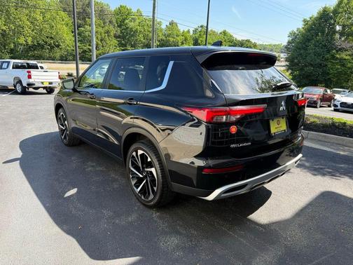 2024 Mitsubishi Outlander SE S-AWC