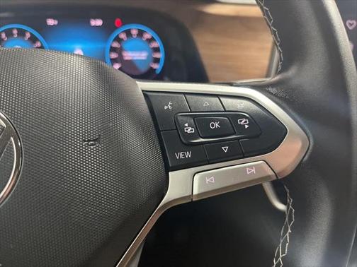 2025 Volkswagen Atlas 2.0T SE w/Technology 4MOTION