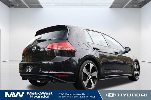 2015 Volkswagen Golf GTI 2.0T S 4-Door