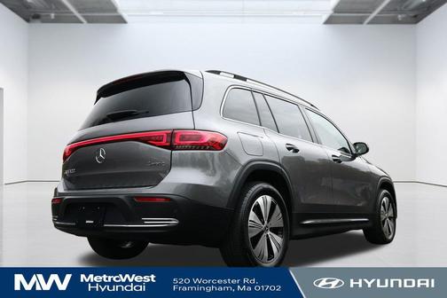 2023 Mercedes-Benz EQB 300 4MATIC