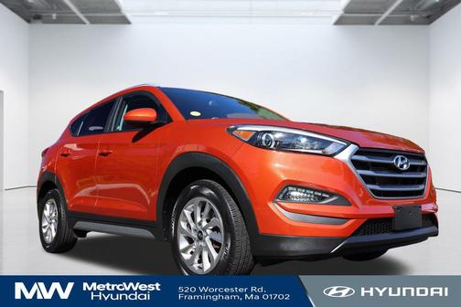 2017 Hyundai TUCSON SE