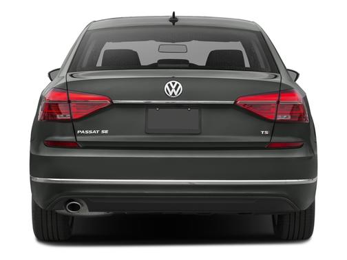 Deep Black Pearl Metallic 2018 Volkswagen Passat 3.6L V6 GT