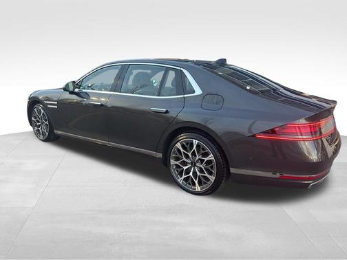 Makalu Gray 2024 Genesis G90 3.5T e-SC AWD