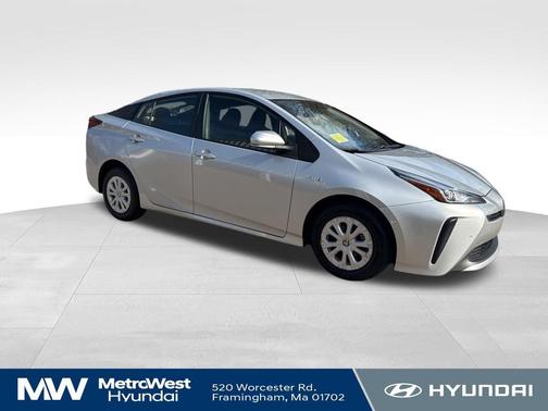 Classic Silver Metallic 2021 Toyota Prius LE