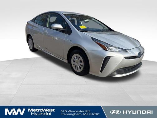 Classic Silver Metallic 2021 Toyota Prius LE