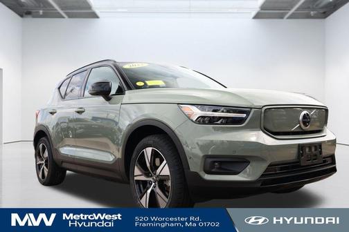 2022 Volvo XC40 Recharge Pure Electric P8 Twin Plus