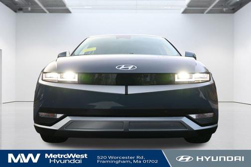 2024 Hyundai IONIQ 5 SEL