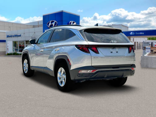 Shimmering Silver 2024 Hyundai TUCSON SEL