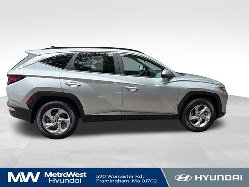 Shimmering Silver 2024 Hyundai TUCSON SEL