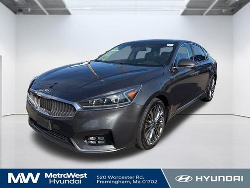 2019 Kia Cadenza Limited