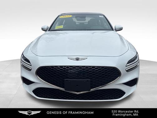 Uyuni White 2025 Genesis G70 3.3T AWD Sport Advanced