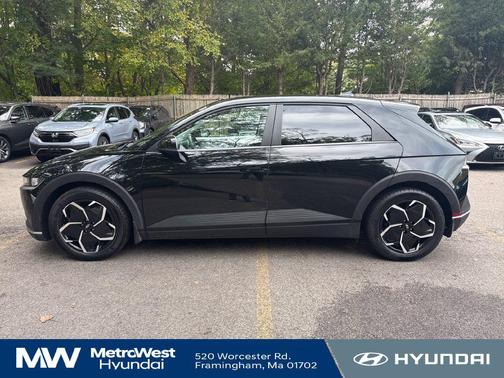 Abyss Black 2024 Hyundai IONIQ 5 SEL