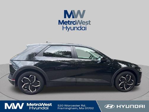 Abyss Black 2024 Hyundai IONIQ 5 SEL
