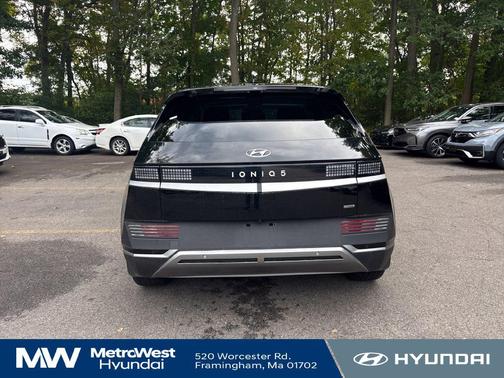 Abyss Black 2024 Hyundai IONIQ 5 SEL