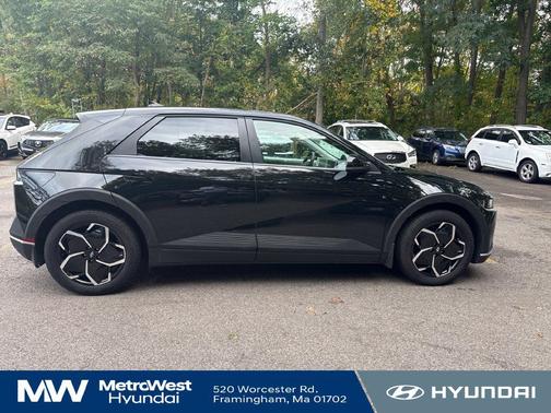 Abyss Black 2024 Hyundai IONIQ 5 SEL