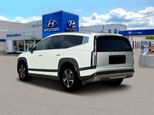 Snow White Pearl 2026 Hyundai IONIQ 9 SE