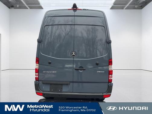 2018 Mercedes-Benz Sprinter 2500 Standard Roof