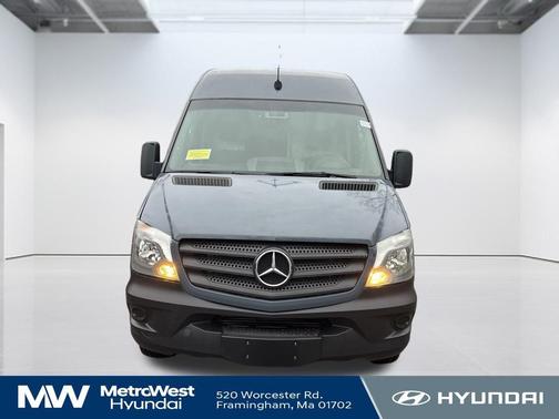 2018 Mercedes-Benz Sprinter 2500 Standard Roof