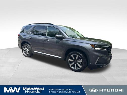 Modern Steel Metallic 2025 Honda Pilot Elite