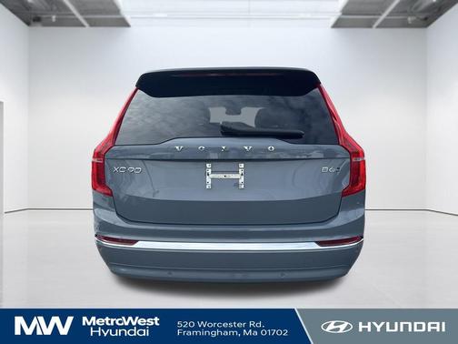 2023 Volvo XC90 B6 Ultimate 7-Seater