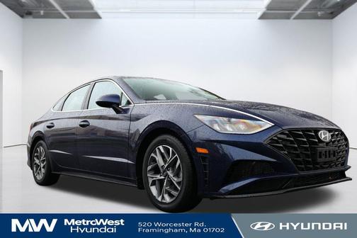 2022 Hyundai SONATA SEL
