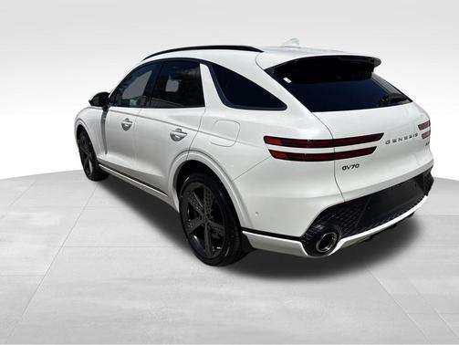 Uyuni White 2025 Genesis GV70 3.5T AWD Sport