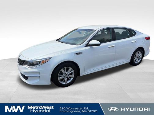 Snow White Pearl 2018 Kia Optima LX