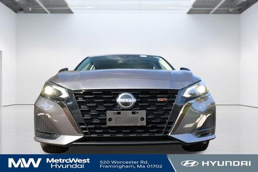 2023 Nissan Altima SR Intelligent AWD