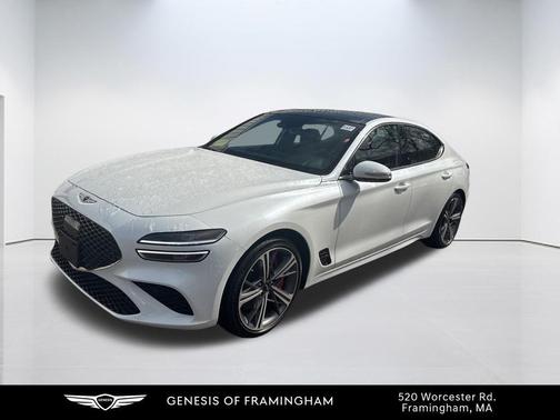 Uyuni White 2025 Genesis G70 3.3T AWD Sport Advanced