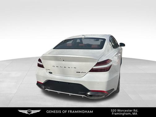 Uyuni White 2025 Genesis G70 3.3T AWD Sport Advanced