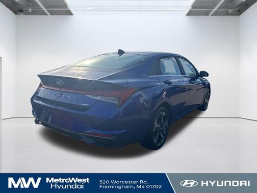 2023 Hyundai ELANTRA Limited