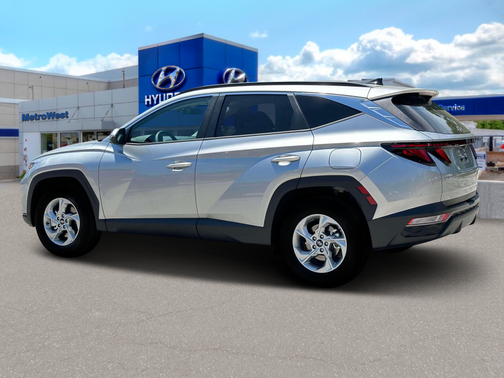 Shimmering Silver 2024 Hyundai TUCSON SEL