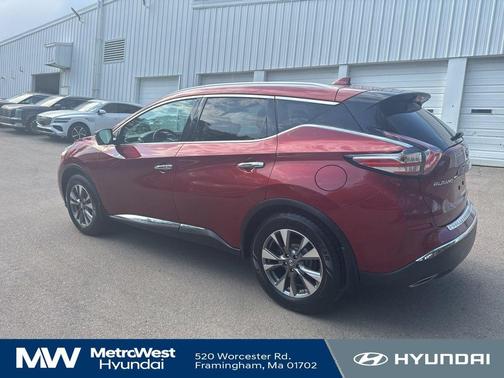 Cayenne Red Metallic 2017 Nissan Murano SL