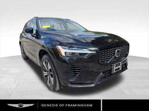 2023 Volvo XC60 Recharge Plug-In Hybrid T8 Plus Dark Theme