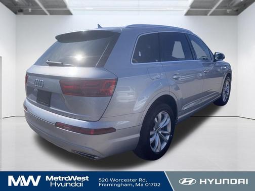 2019 Audi Q7 45 Premium Plus